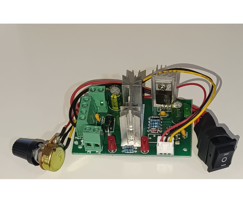 Variateur de vitesse PWM pour moteur à courant continu